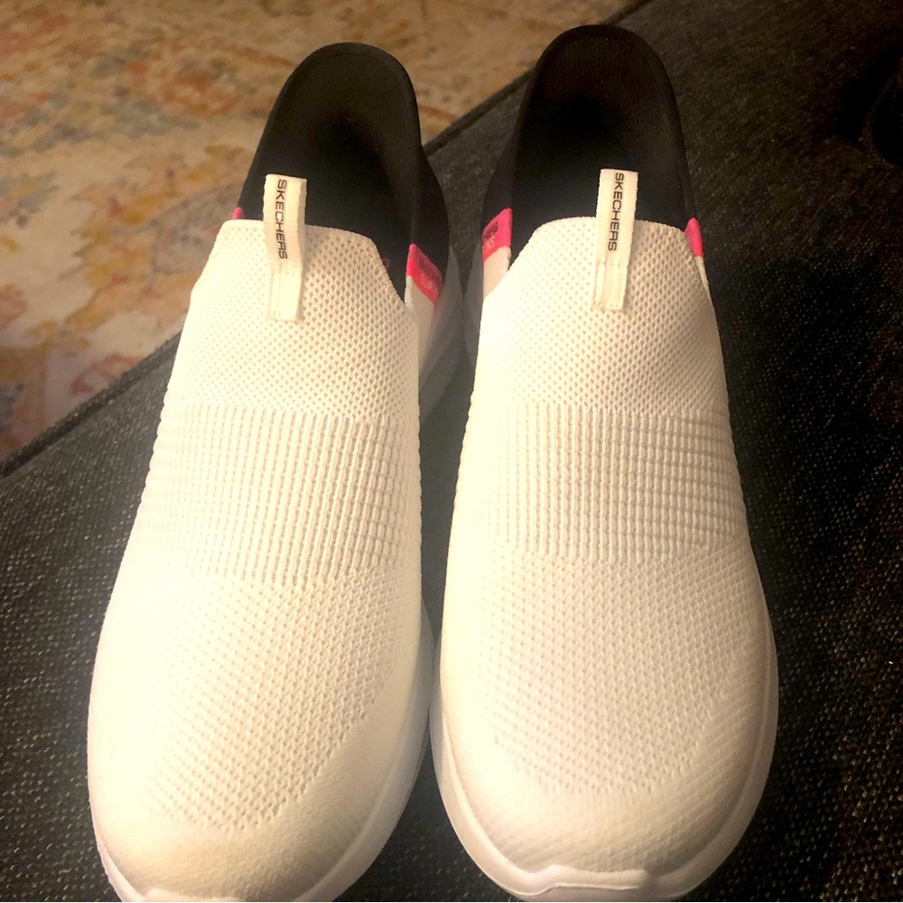 Sketchers Slip-Ins